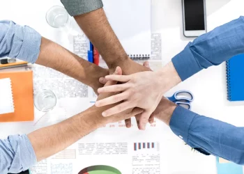 How Can Basecamp Improve Cross-Department Communication?