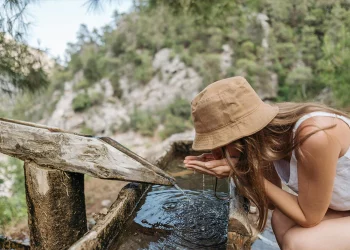 How Can You Tell If Water in the Wilderness Is Safe to Drink?